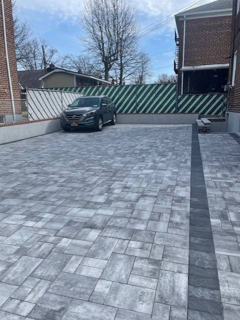 Building Photo - 203-06 35th Ave