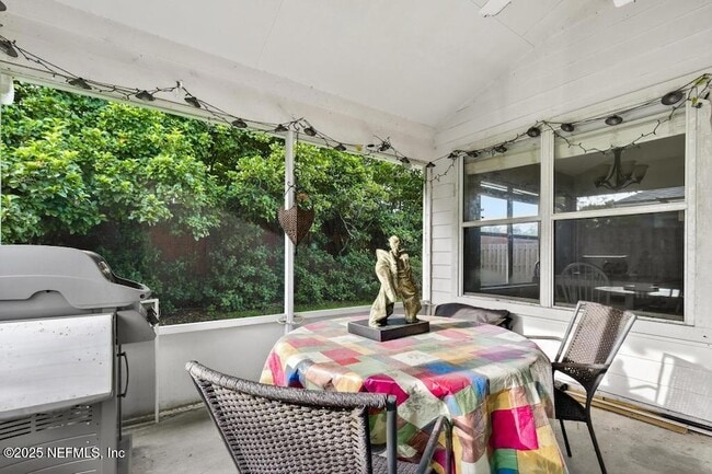 Building Photo - 1675 Rustling Dr