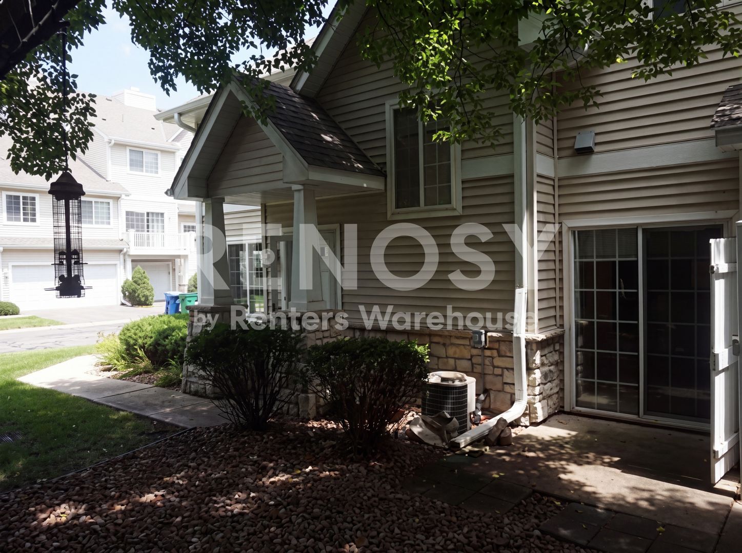 Building Photo - 612 Willoughby Way W