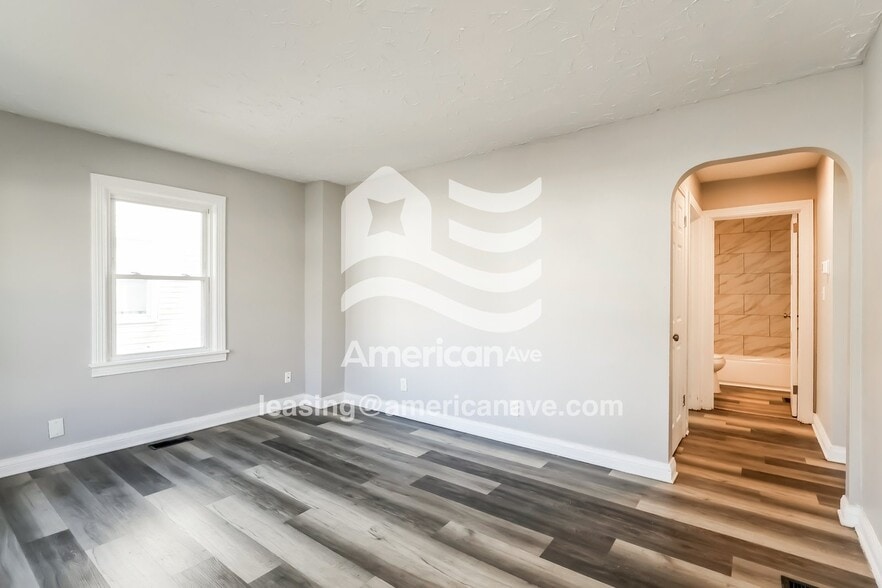 Building Photo - 3906 Jewell Ave