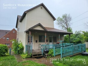 Building Photo - 2108.5 W 3rd St