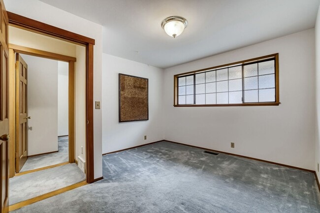 Building Photo - Charming 4-Bedroom, 3-Bath Home + Den in Alki Neighborhood with Panoramic Puget Sound Views!