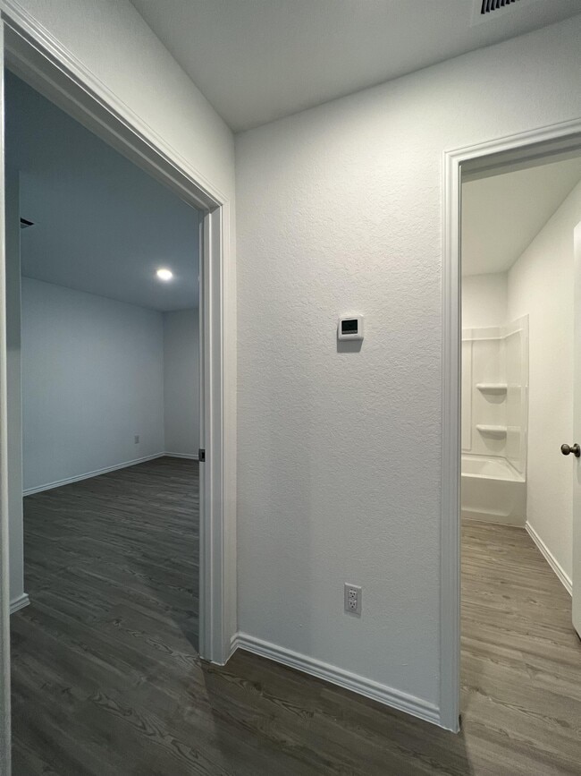 Building Photo - 14814 Dillard Ml