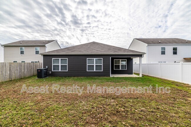 Building Photo - 7452 Game Bird St