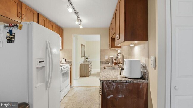 Building Photo - 13201 Chalet Pl