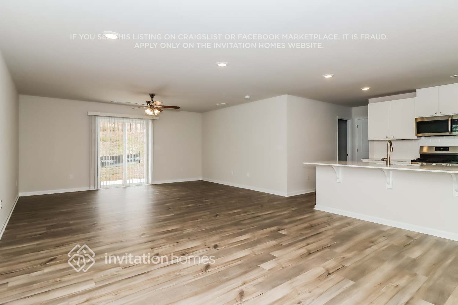 Building Photo - 364 Hollingswood Dr