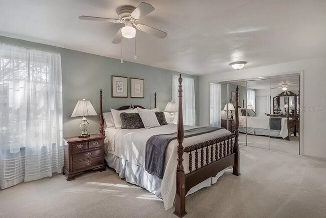 Building Photo - BEAUTIFUL Fully Fenced in Home For Rent in...
