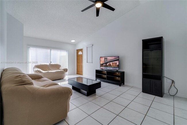 Building Photo - 17841 SW 145th Ave