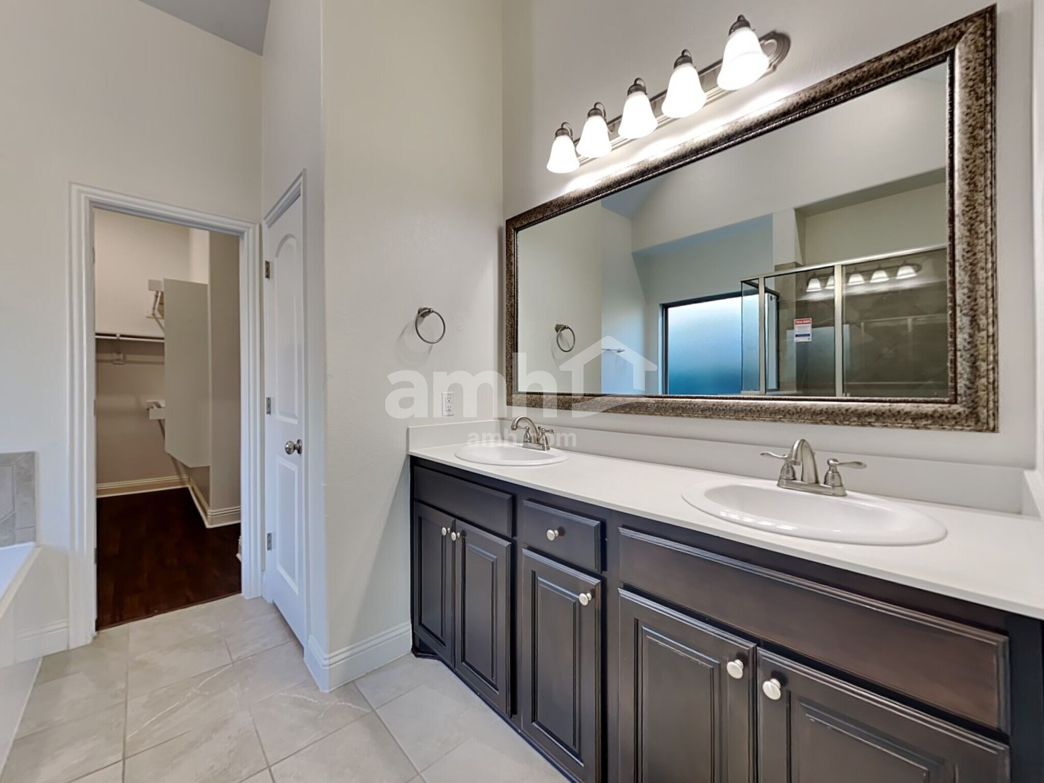 Building Photo - 1802 Bertino Way