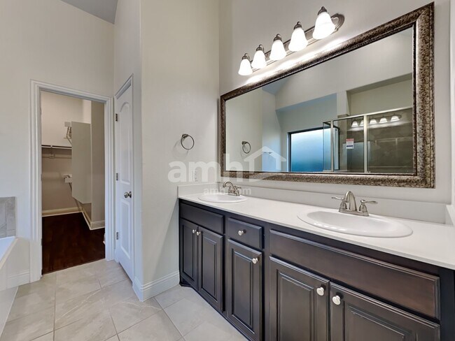 Building Photo - 1802 Bertino Way