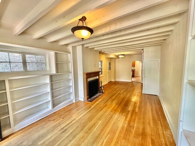 Building Photo - Glamorous Georgetown 2 Bedroom 1 Bath Historic Row Home with Patio -East Village