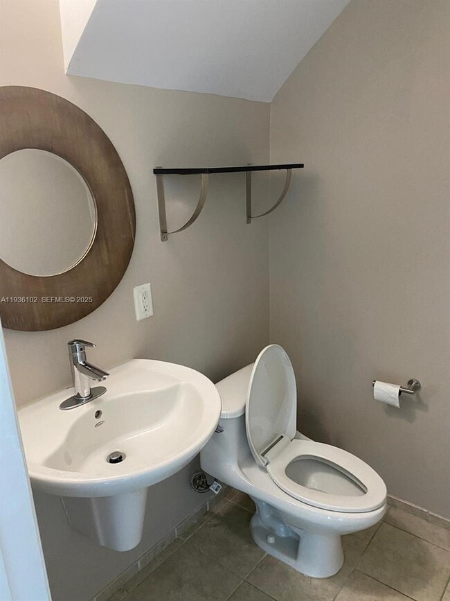 Building Photo - 60 SW 13th St