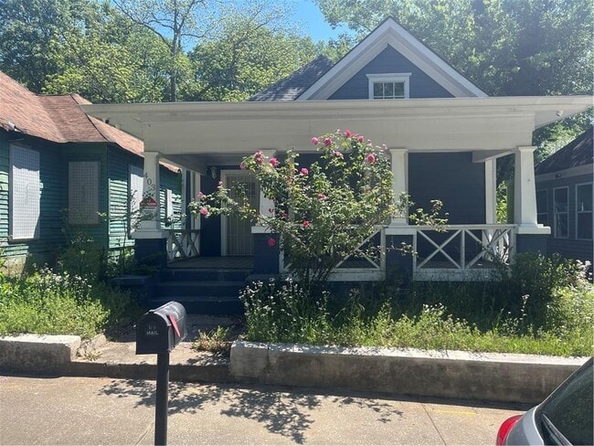 Primary Photo - 403 James P Brawley Dr NW