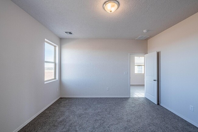 Building Photo - 88 Tome Vista Dr