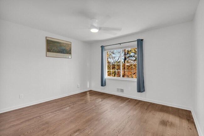 Building Photo - Elegant 4BR Home with Luxury Finishes and Premier Amenities in Marietta