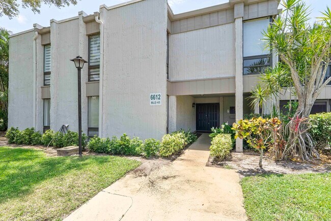 Building Photo - 6612 Spring Bottom Way