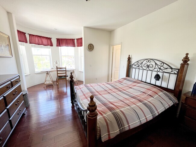 Building Photo - 12470 Sundance Ave