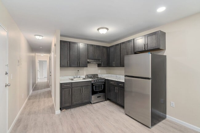 Interior Photo - Railroad Manor - Nearly Renovated - Studio...
