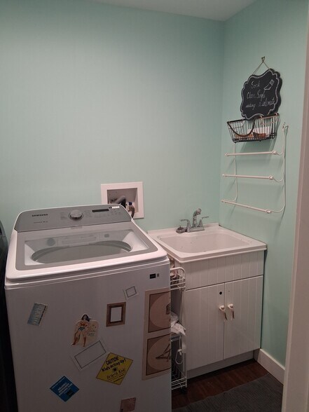 First Floor Laundry - 2710 English Rd