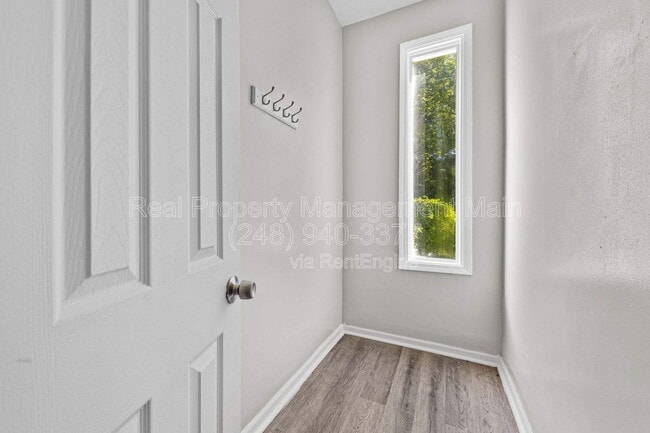 Building Photo - 3707 Hunt St