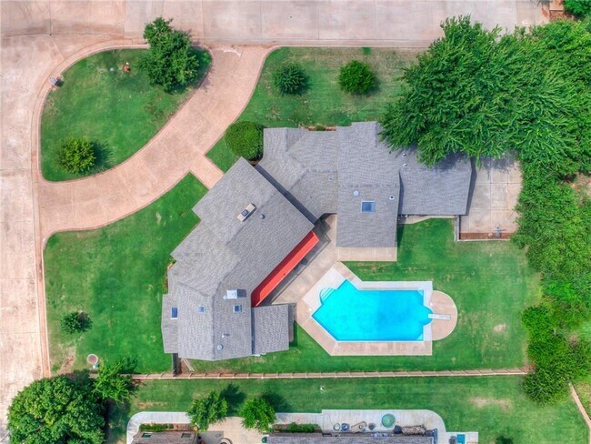 Building Photo - 3465 Brush Creek Rd