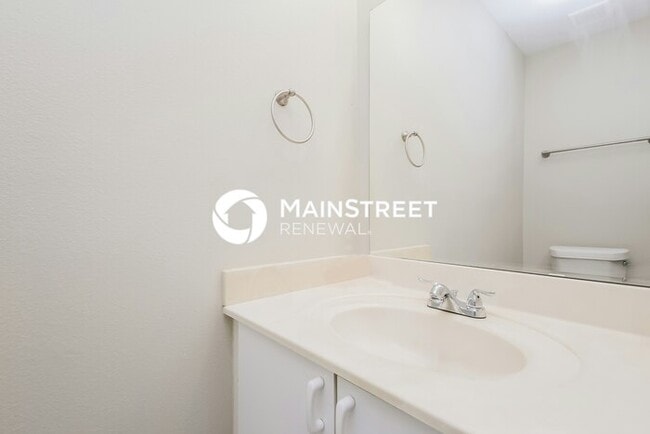 Building Photo - 3 Bedroom Pet-Friendly Home in Orlando, FL...