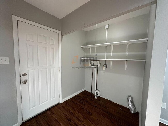 Building Photo - 438 Piedmont St