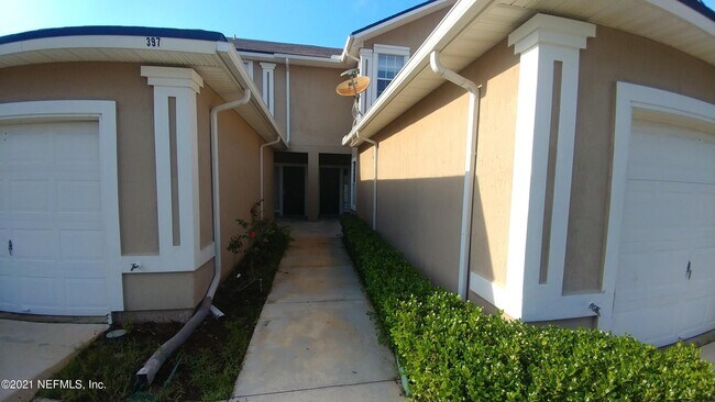 Building Photo - 401 Scrub Jay Dr