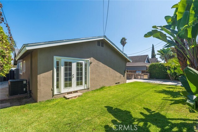 Building Photo - 15871 Belfast Ln