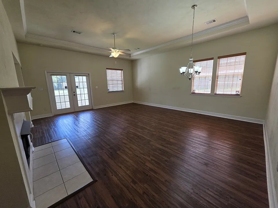 Building Photo - 5531 Hampton Woods Way