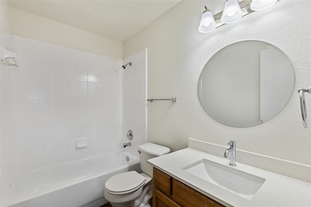 Building Photo - 7301 Travelers Crossing