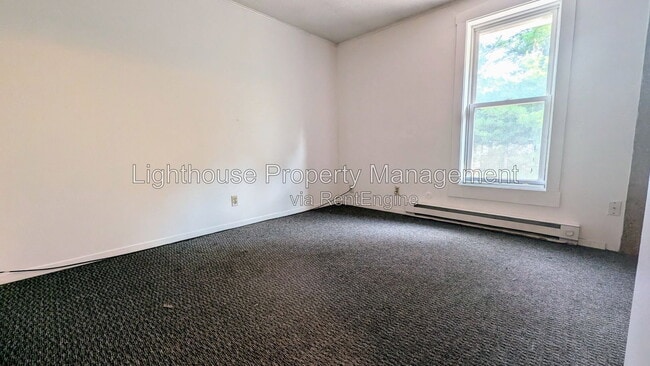 Building Photo - 2716 Nichols Rd