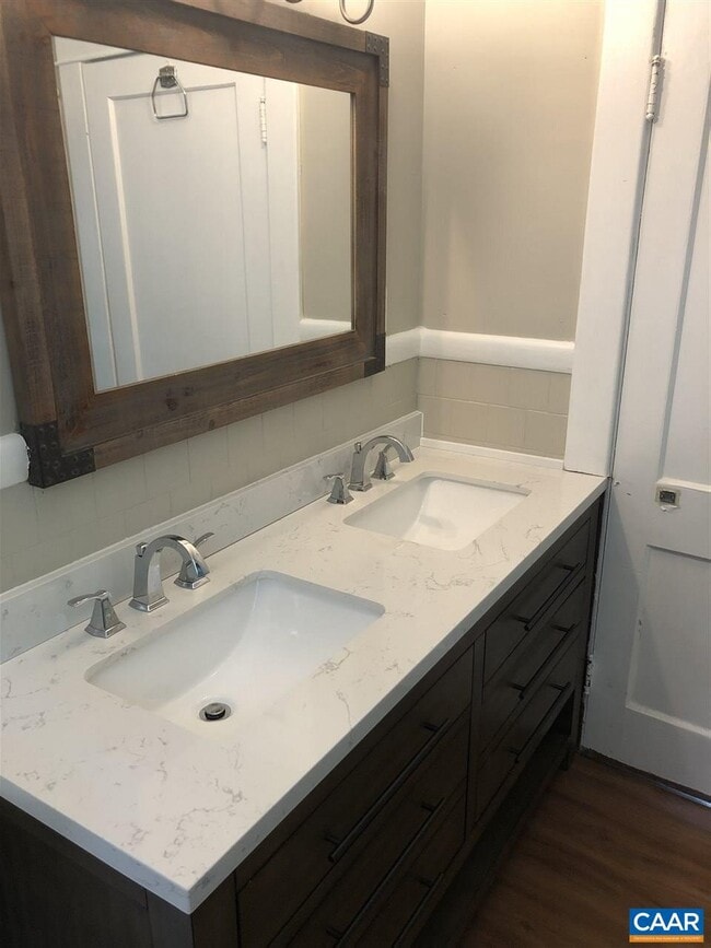 Building Photo - 1933 Lewis Mountain Rd