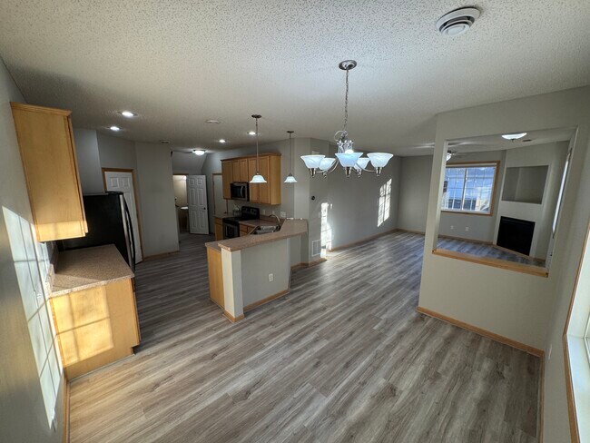 Building Photo - 3443 Cherry Ln