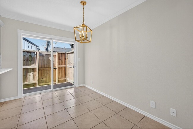 Building Photo - 1221 Cedar Post Ln