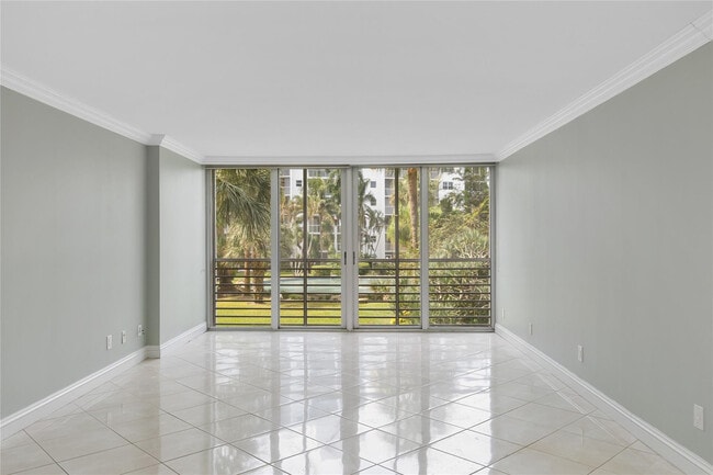 Building Photo - 2731 NE 14th Street Causeway