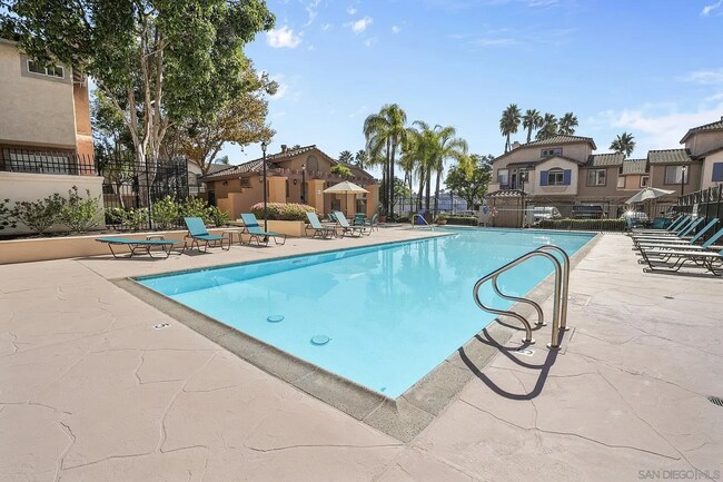 Building Photo - Beautifully Upgraded 2 Bed / 2.5 Bath Townhome in Tristan Community – Rancho San Diego