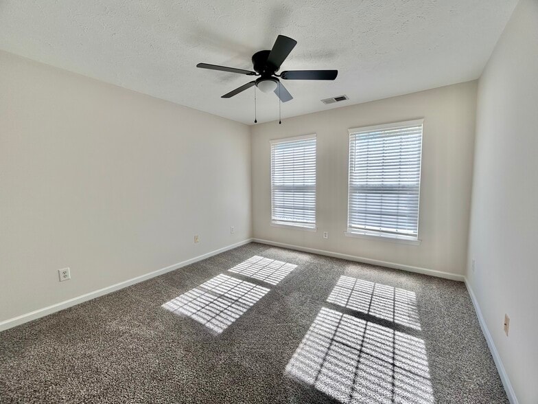 2nd bedroom - 2482 Nashboro Blvd