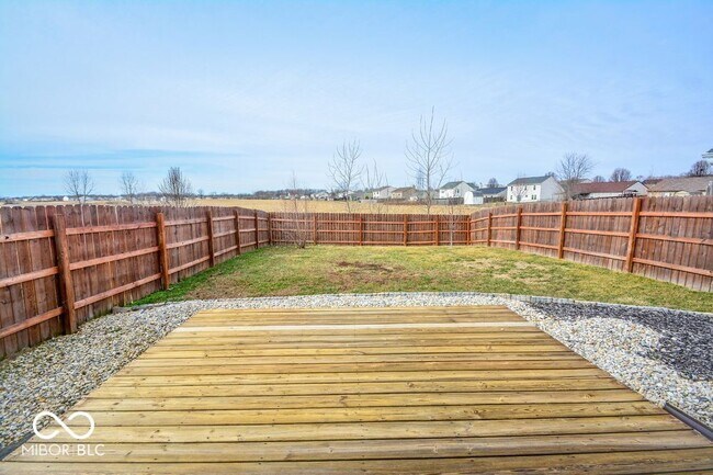 Building Photo - 1994 Falcon Ct