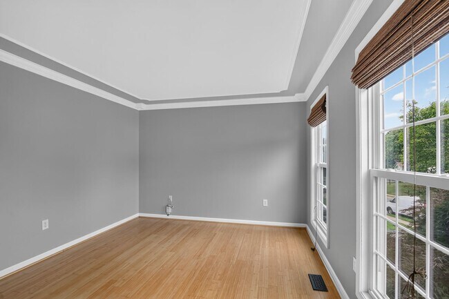 Building Photo - Beautiful 4BR Colonial in Devon Green | Prime North Stafford Location