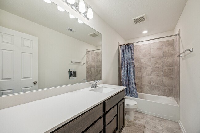 Building Photo - 25535 Cartington Ln