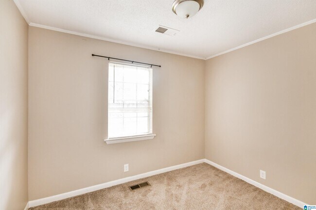 Building Photo - 1032 Sandy Brook Cir