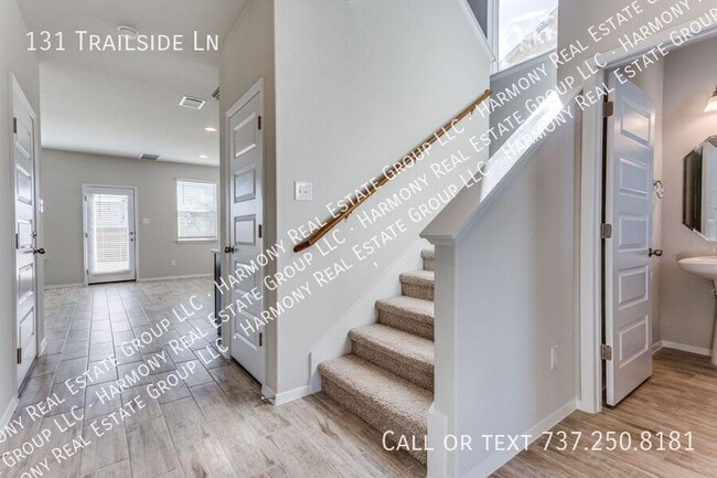 Building Photo - 131 Trailside Ln