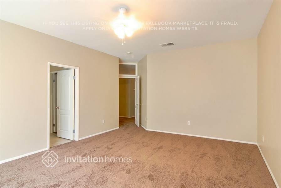 Building Photo - 1008 Cypress Dr