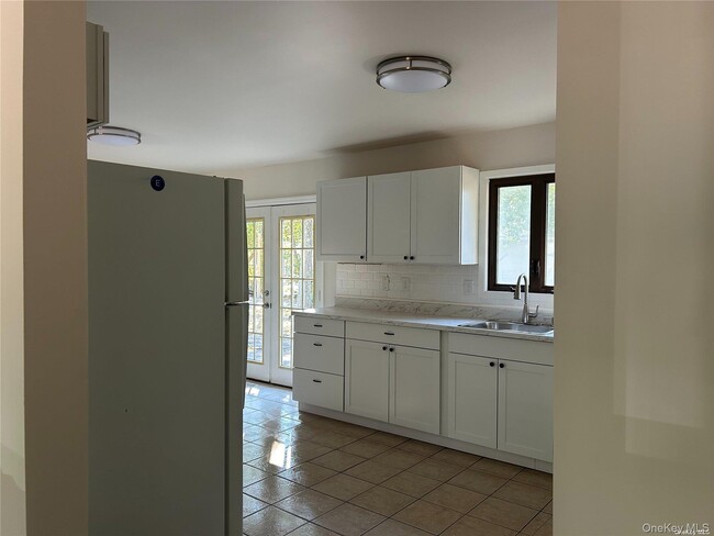 Building Photo - 70 J T Blvd