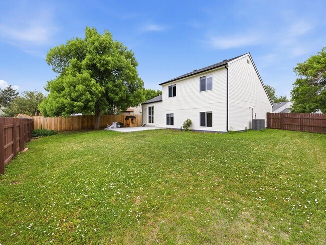 Building Photo - 3106 Sharps St
