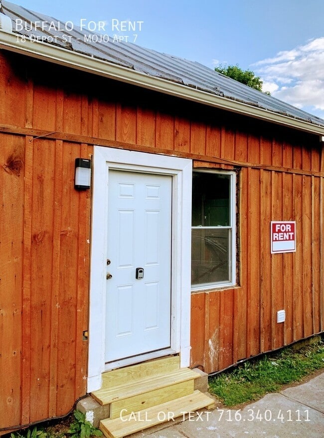 Building Photo - 18 Depot St