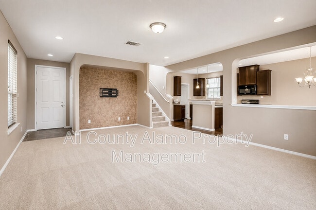 Building Photo - 5071 Mustang View