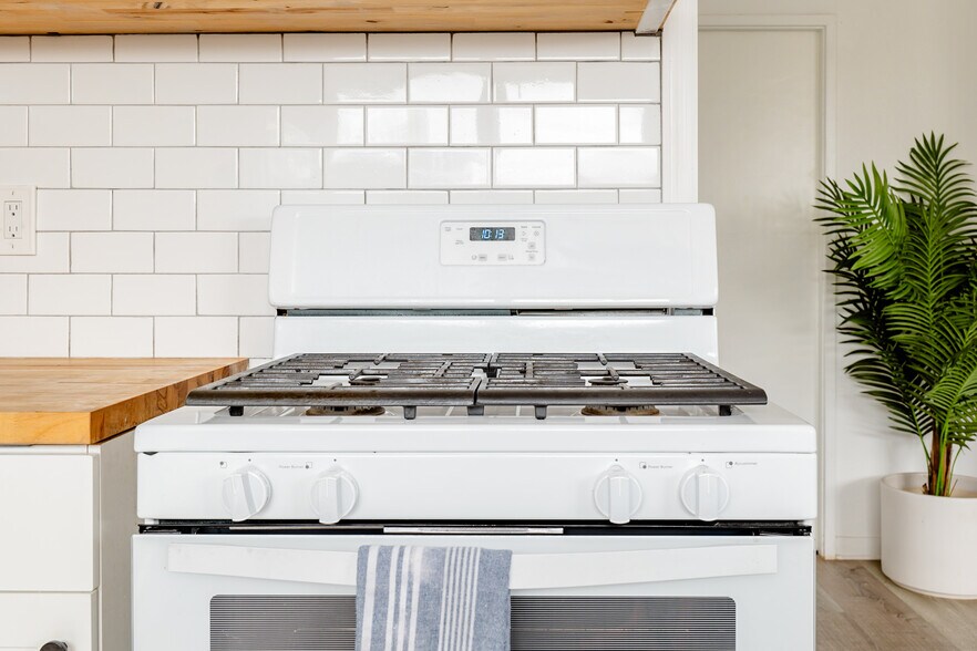 Building Photo - 91-839 Pohakupuna Rd