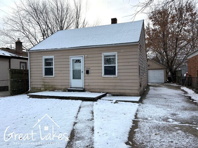 Primary Photo - Lovely 3 Bedroom 1 Bathroom now available for rent